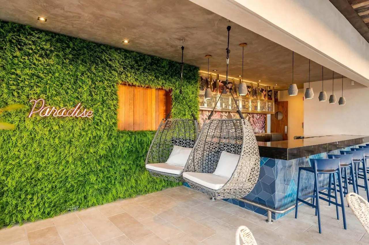 Hotel Aloft Tulum 4*,